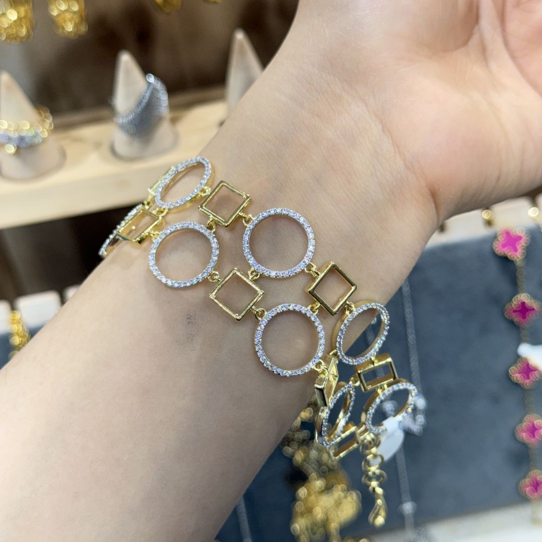 CHAIN BRACELETS