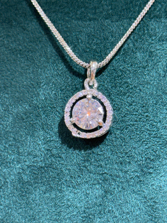 American diamond pendant set