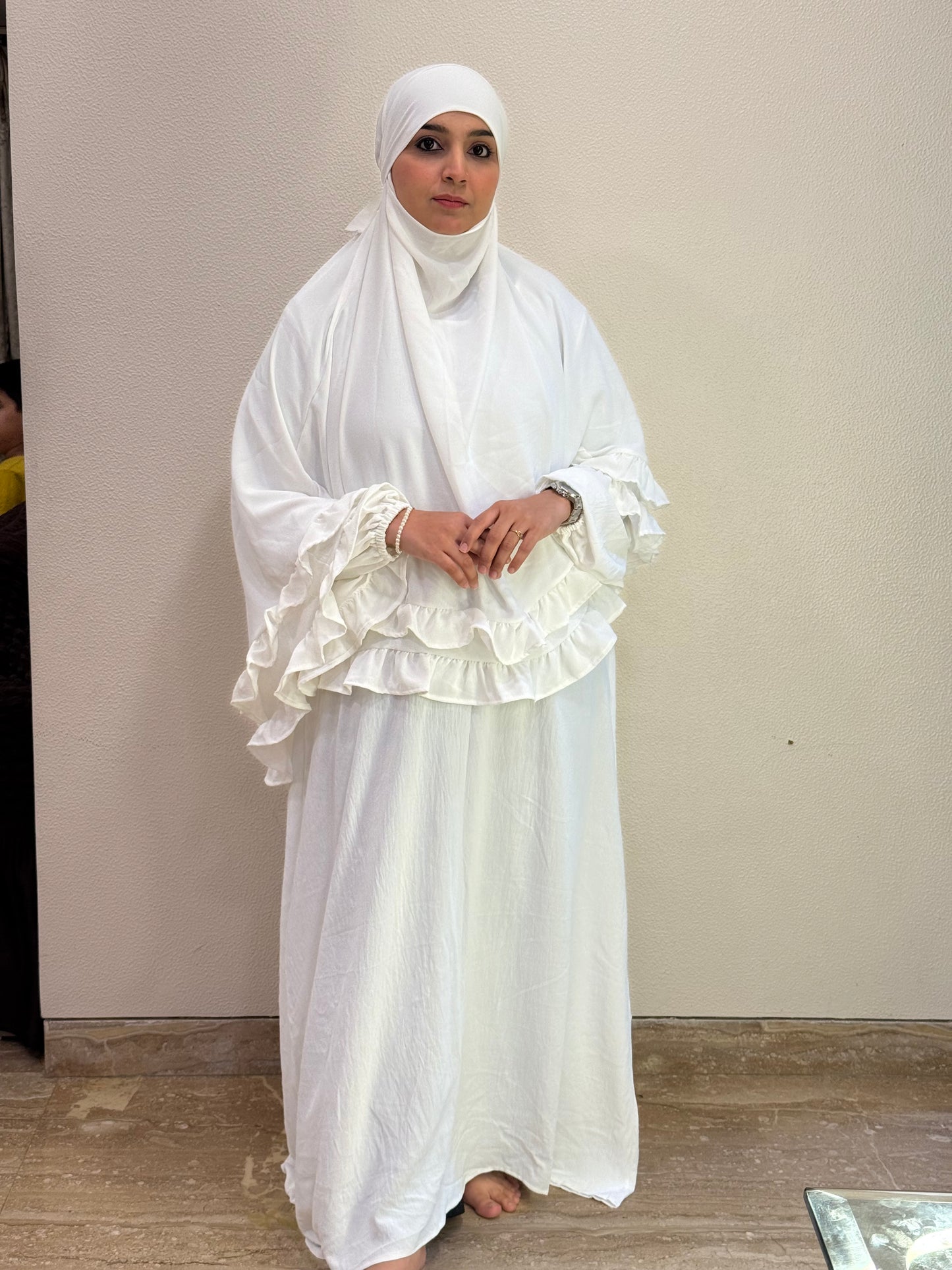 Jilbab with white abaya for umrah