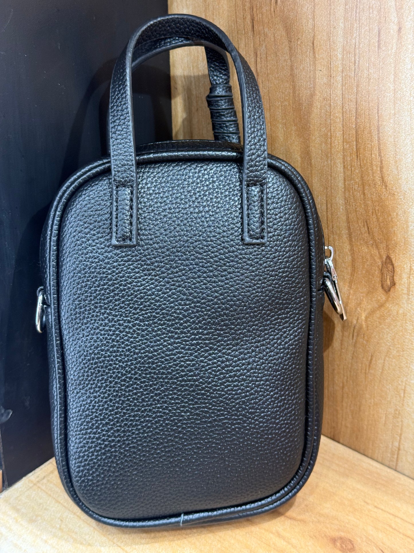 Navy Diamond PurseElegant β’ Luxury β’ StylishPremium Party HandbagEffortless Sophistication