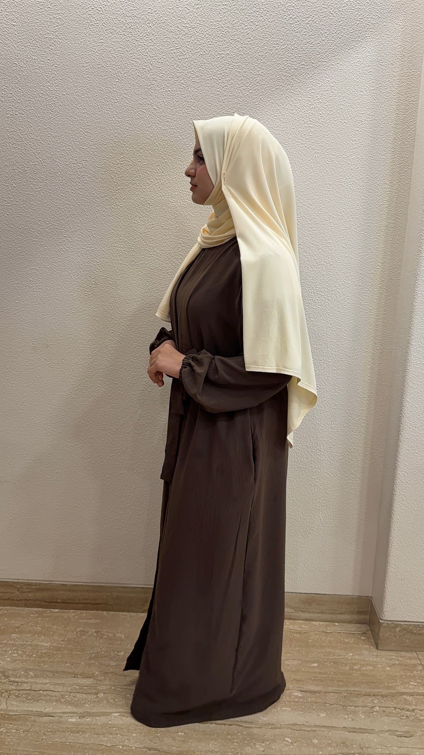 Shrug abaya