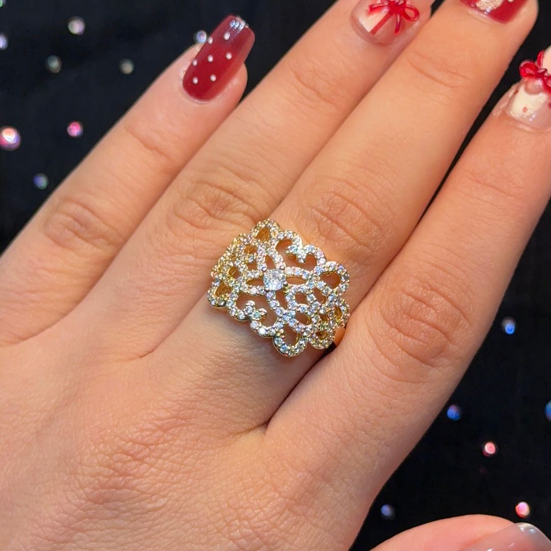 Royal Floral Diamond Ring