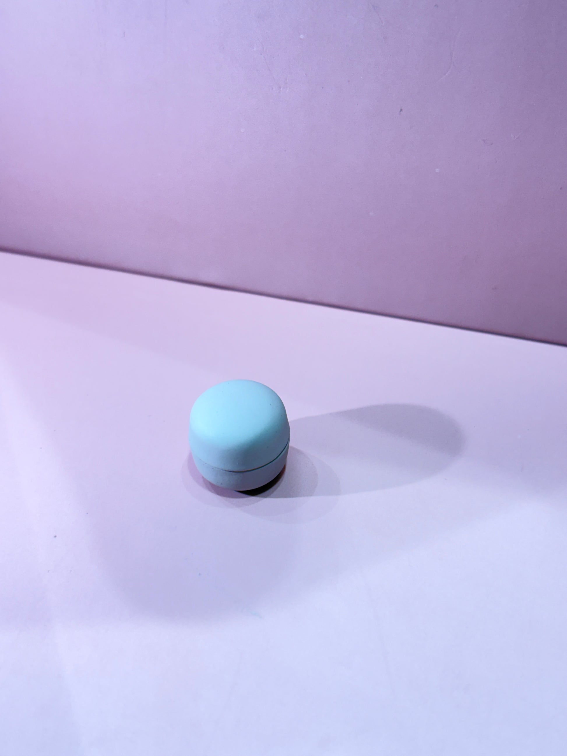 Small round Teal blue hijab magnetic pin
