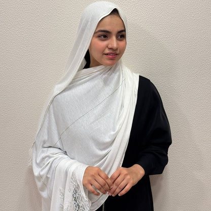Luxe Lace No PIN Hijab