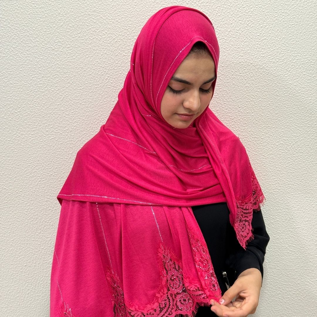 Luxe Lace No PIN Hijab