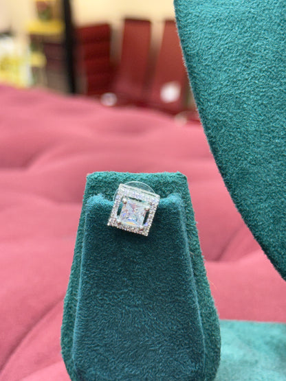 American diamond pendant set