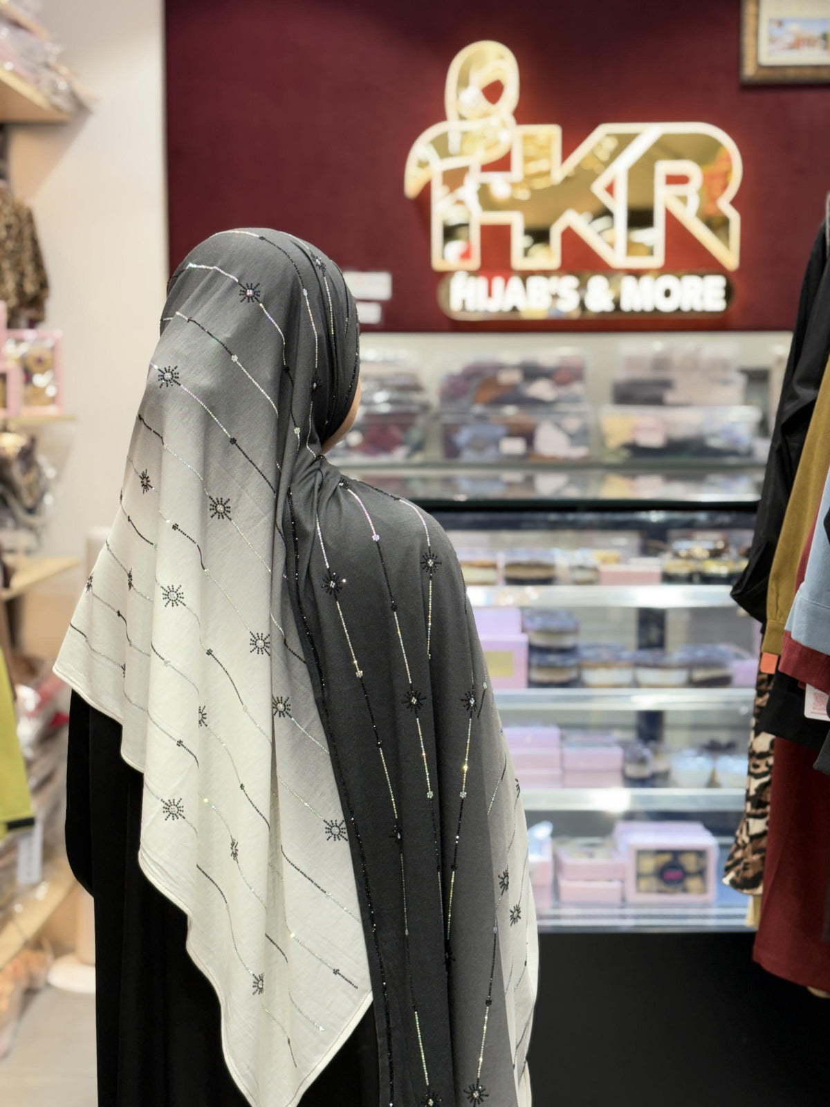 Black Turkish Hijab for Women – Classic Soft Elegant Modest Scarf