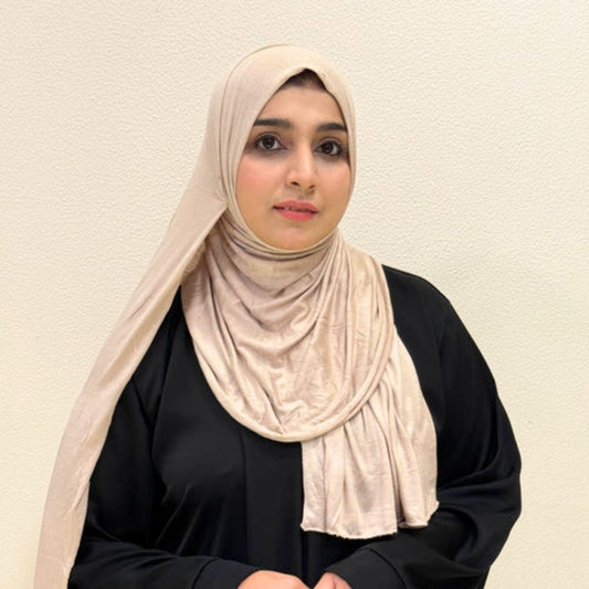 Beige Bamboo Jersey Hijab (Shade 2)

Premium Soft Stretch Modest Scarf

Soft • Breathable • Elegant

Lightweight Comfort • Everyday Style

Effortless Elegance