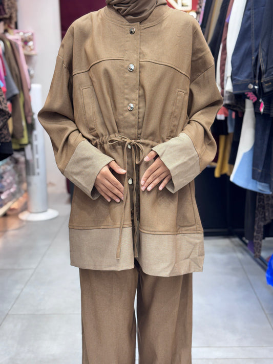 Beige Turkish 3 Piece Cord Set

Elegant Modest Co-Ord Outfit with Hijab

Soft Fabric • Comfortable Fit • Complete 3PC Set

Effortless Elegance

Top • Bottom • Hijab