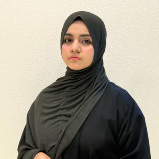 Dark Green Bamboo Jersey Hijab

Premium Soft Stretch Modest Scarf

Soft • Breathable • Elegant

Lightweight Comfort • Everyday Style

Effortless Elegance