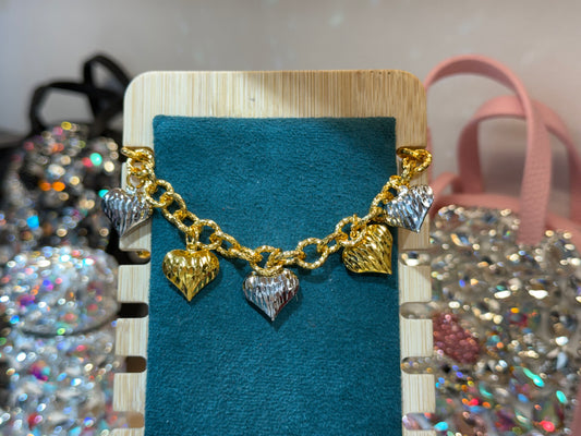 Gold Alike Bracelet

Elegant • Luxury • Timeless

Statement Jewelry

Effortless Glamour