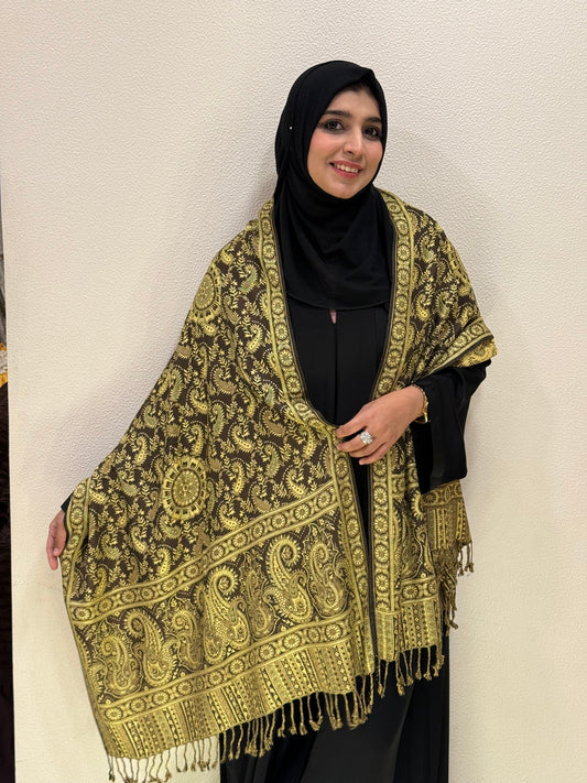 Golden Premium Pashmina Shawl

Soft • Elegant • Timeless

Luxury Wrap for Women

Effortless Sophistication