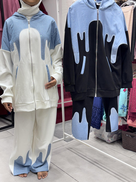Premium Turkish Cord Set

Elegant Modest Co-Ord Outfit

Soft Fabric • Comfortable Fit • Stylish Design

Effortless Elegance

Modern Modest Fashion