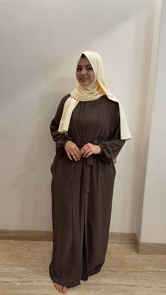 Shrug Abaya

Elegant • Modern • Modest

Layered Islamic Fashion

Effortless Grace